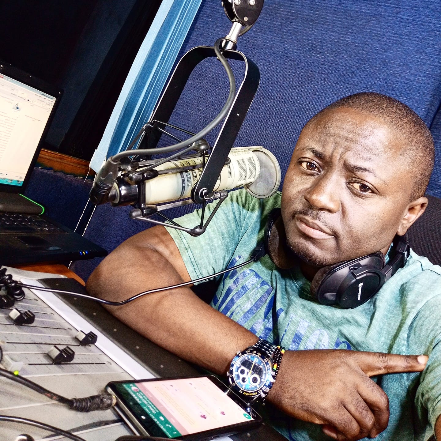 DJ Jacob Omutuuze claims 90% contribution to Feffe Bussi’s music career